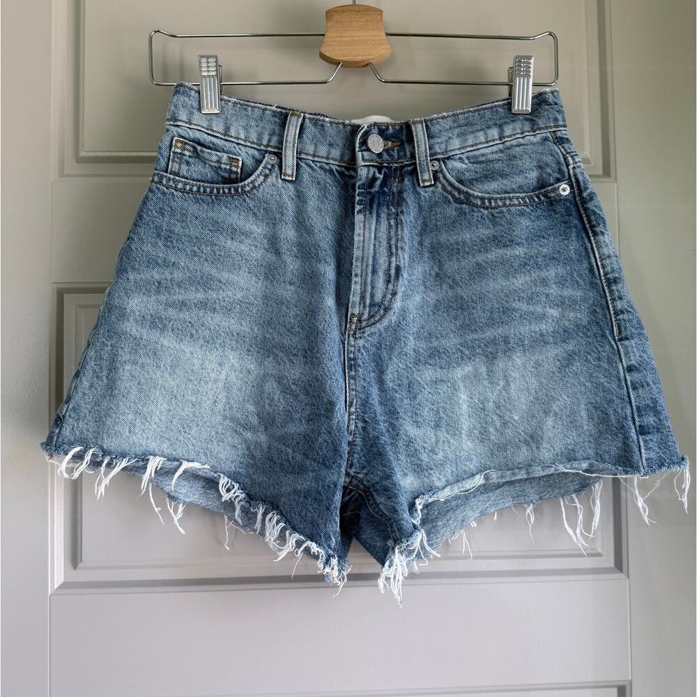 BDG Urban Outfitters 100% cotton medium wash whiskered A Line denim jean shorts
